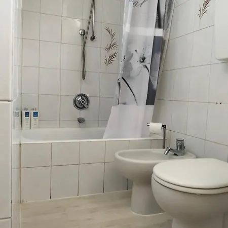 Апартаменты La Casa Di Iris A Due Passi Dal Mare