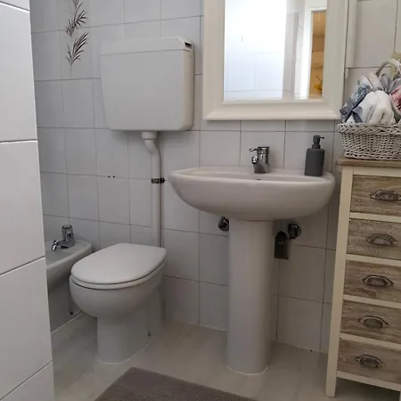 La Casa Di Iris A Due Passi Dal Mare Диано-Марина