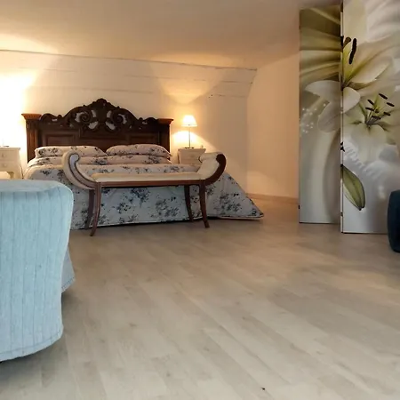 Апартаменты La Casa Di Iris A Due Passi Dal Mare *