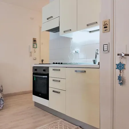 La Casa Di Iris A Due Passi Dal Mare 公寓 迪亚诺马里纳